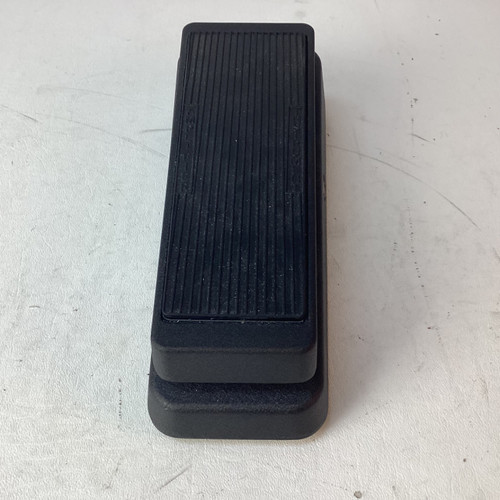 Vist Large View of Product Image Which is Used Dunlop CRYBABY ORIGNIAL Wah Pedal