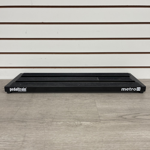 Vist Large View of Product Image Which is Used - Pedaltrain METRO 24 W/BAG Pedal Board