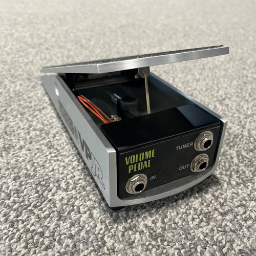 Vist Large View of Product Image Which is Used ERNIE BALL VP JR Volume Pedal