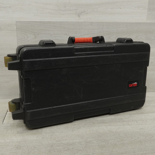 Vist Large View of Product Image Which is Used Gator Ghelixfloor Case