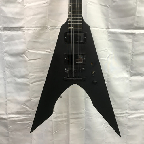 Vist Large View of Product Image Which is Used SKG BLACKFYRE W SD BLACKOUTS Pointy Electric Guitar Black 6-String
