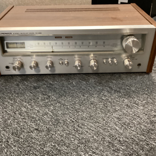 Vist Large View of Product Image Which is Used Pioneer SX-550 Pro Sound Product
