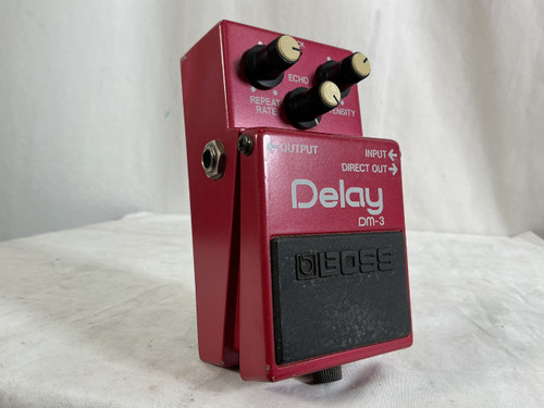 Vist Large View of Product Image Which is Used Boss MIJ DM-3 Delay Pedal