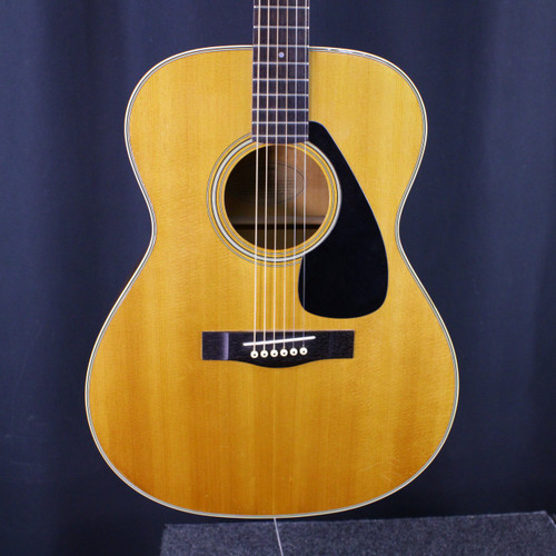 Vist Large View of Product Image Which is Used Yamaha SJ-180 ACOUSTIC - 1980S Vintage Solid Top Acoustic Guitar Natural
