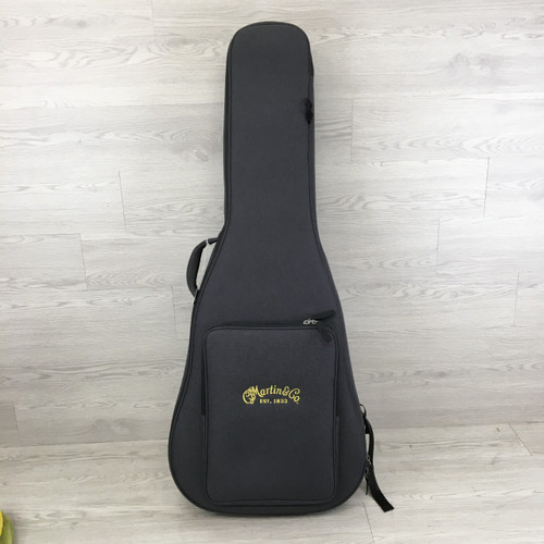 Vist Large View of Product Image Which is Used Martin SOFTSHELL ACOUSTIC CASE Guitar Gig Bag
