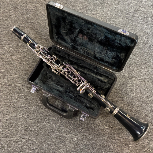 Vist Large View of Product Image Which is Used Yamaha YCL-20 Resonite Clarinet