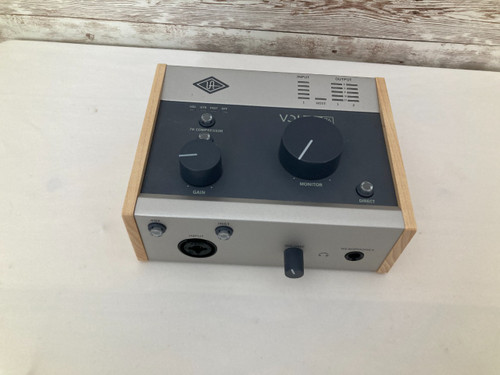 Vist Large View of Product Image Which is Used Universal Audio VOLT 176 Computer Interface