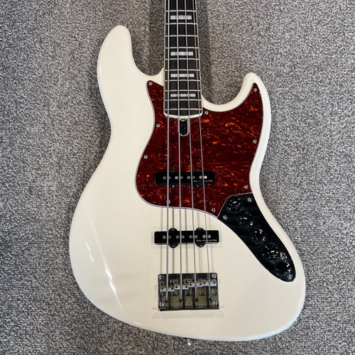 Vist Large View of Product Image Which is Used SIRE MARCUS MILLER V7 4-STRING  Bass Guitar