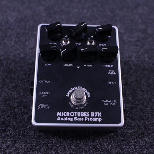 Vist Large View of Product Image Which is Used DarkGlass Electronics MICROTUBES B7K Bass Pre-Amp Pedal