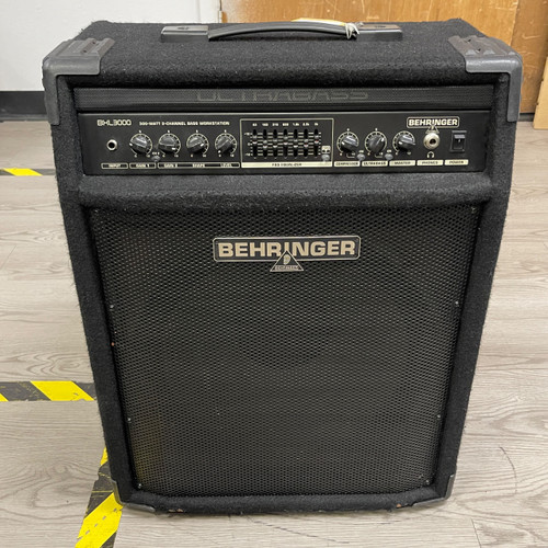 Vist Large View of Product Image Which is Used Behringer BXL3000 1 x 15 Bass Combo Amplifier 1 x 15
