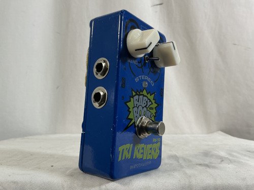 Vist Large View of Product Image Which is Used Biyang TRI REVERB Reverb Pedal