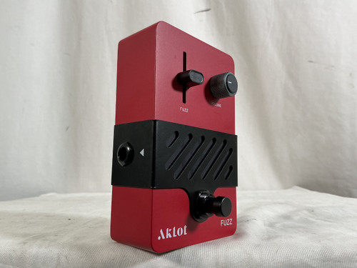 Vist Large View of Product Image Which is Used AKLOT FUZZ Fuzz Pedal