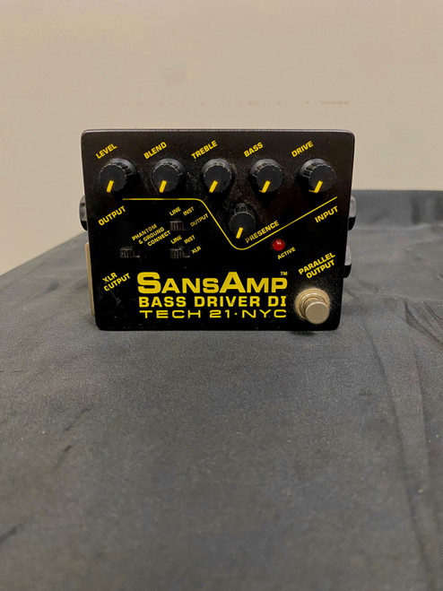 Vist Large View of Product Image Which is Used Tech 21 SANSAMP BASS DRIVER DI PEDAL Bass Pre-Amp Pedal