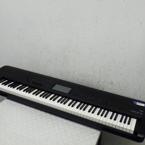 Vist Large View of Product Image Which is Used Korg KROME 88 KEY 88-Key Keyboard 88-key