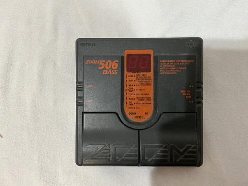 Vist Large View of Product Image Which is Used Zoom 506 BASS MULTI EFFECTS Multi-FX Pedal