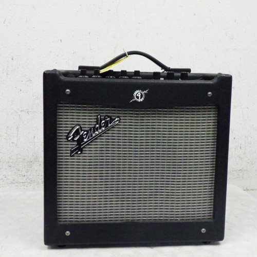 Vist Large View of Product Image Which is Used Fender MUSTANG I 1 x 12 Solid State Amplifier 1 x 12