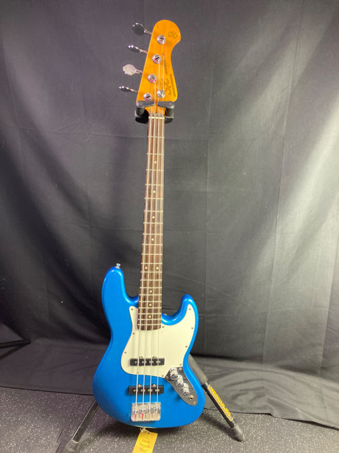 Vist Large View of Product Image Which is Used SX VINTAGE SERIES  short scale J Type Bass Guitar Blue 4-String