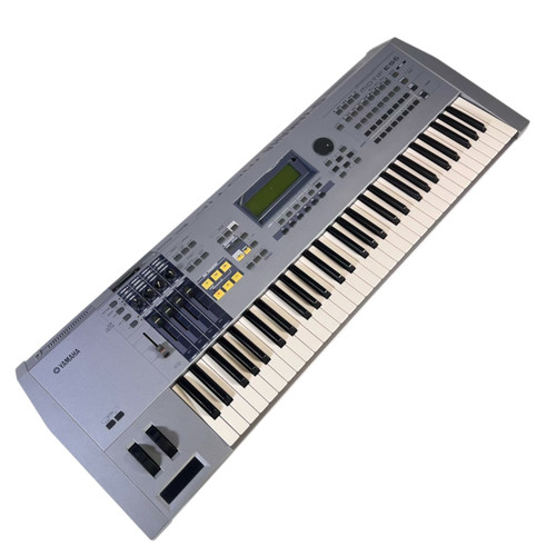 Vist Large View of Product Image Which is Used Yamaha MOTIF ES6 61-Key Synthesizer Workstation Keyboard