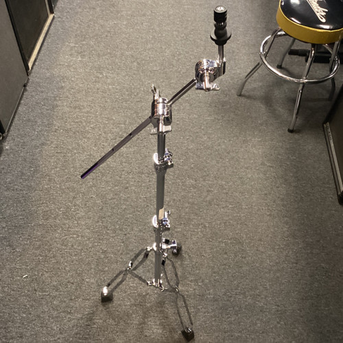 Vist Large View of Product Image Which is Used Gator 500 SERIES BOOM STAND Boom Stand