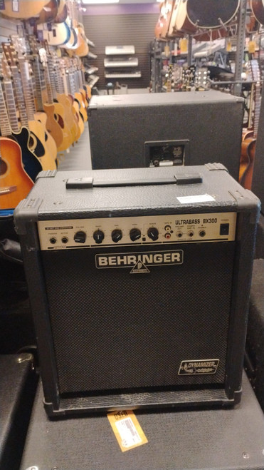 Vist Large View of Product Image Which is Used Behringer ULTRABASS BX300 1 x 15 Bass Combo Amplifier 1 x 15
