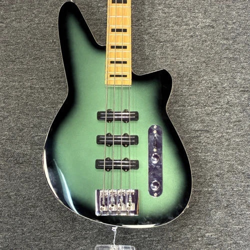 Vist Large View of Product Image Which is Used Reverend TRIAD Bass Guitar Other 4-String