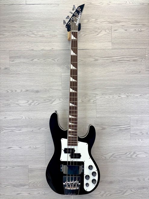 Vist Large View of Product Image Which is B-STOCK Jackson X Concert Bass CBXNT DX IV Deluxe Gloss Black