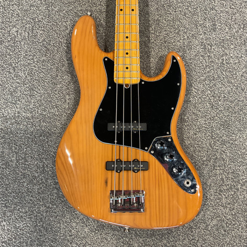 Vist Large View of Product Image Which is Used FENDER AMERICAN PROFESSIONAL II JAZZ BASS 4-String Bass Guitar - Roasted Pine