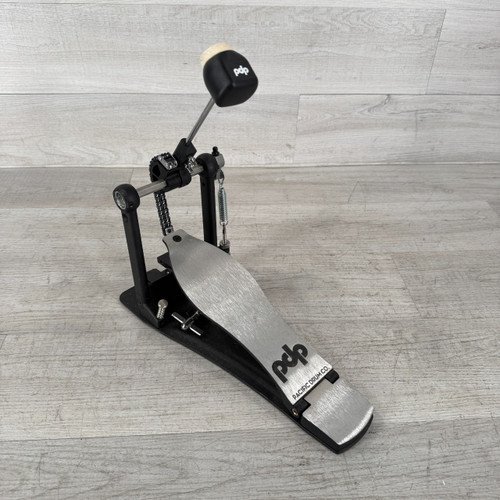 Vist Large View of Product Image Which is Used PDP PDSP810 800 Series Single Bass Drum Pedal
