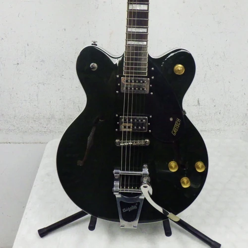 Vist Large View of Product Image Which is Used Gretsch G2622T/TG streamliner Semi Hollow  Electric Guitar Green 6-String