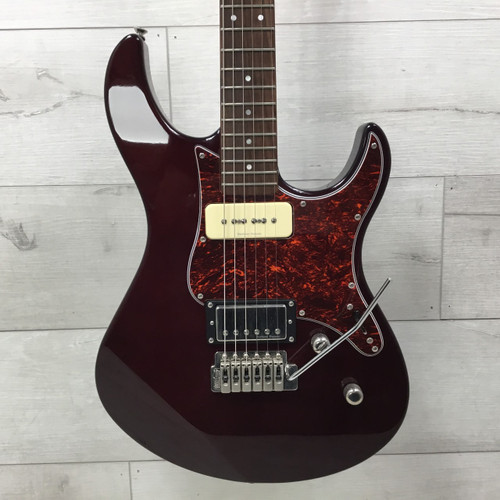 Vist Large View of Product Image Which is Used Yamaha Pacifica PAC611VFM Electric Guitar Red