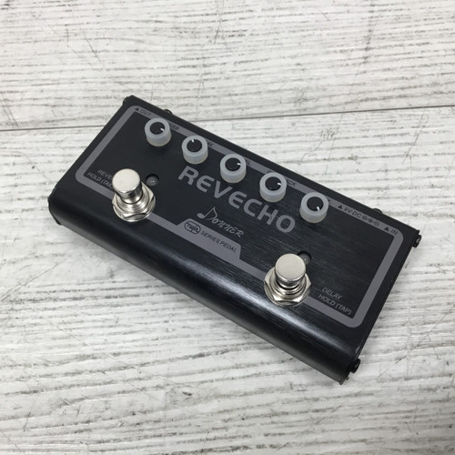 Vist Large View of Product Image Which is Used Donner Twin Series Revecho Reverb/Delay Pedal