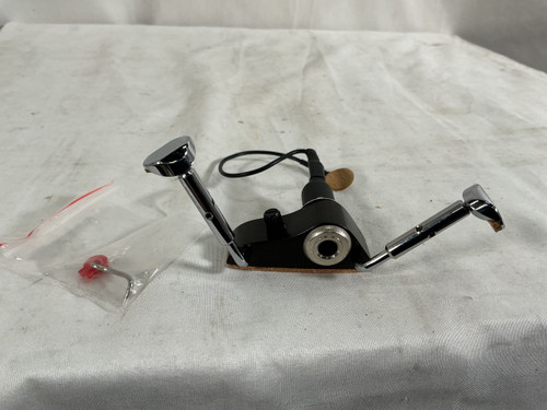 Vist Large View of Product Image Which is Used BRANDLESS VIOLIN MIC Microphone