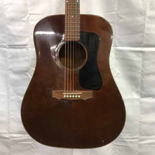 Vist Large View of Product Image Which is Used Guild D25M Vintage Laminate Top Acoustic Guitar Wood