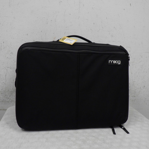 Vist Large View of Product Image Which is Used Moog subsequent 25 Sr Series Case Medium Keyboard Bag