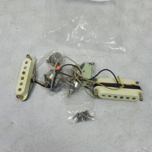 Vist Large View of Product Image Which is Used Fender 74 Strat Pickup Pickup and Pots Guitar Pickup