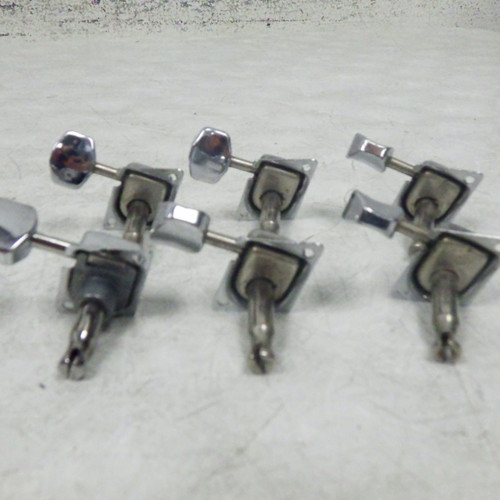 Vist Large View of Product Image Which is Used Fender TUNERS Guitar Hardware