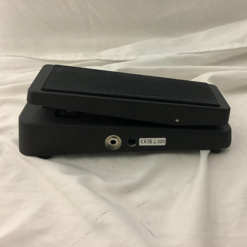 Vist Large View of Product Image Which is Used Dunlop GCB-95 CRY BABY Wah Pedal