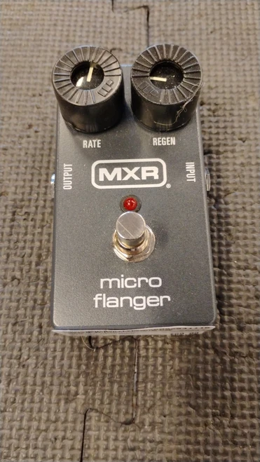 Vist Large View of Product Image Which is Used MXR MICRO FLANGER Flanger Pedal