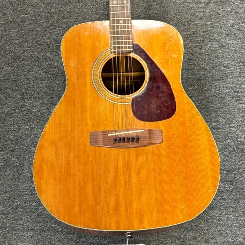 Vist Large View of Product Image Which is Used Yamaha FG-160 Vintage Solid Top Acoustic Guitar Natural