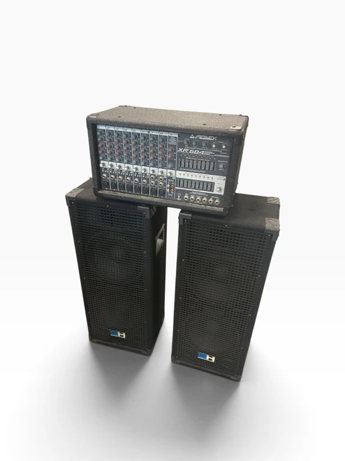 Vist Large View of Product Image Which is Used Peavey XR 684 Power Amplifier w/ speakers
