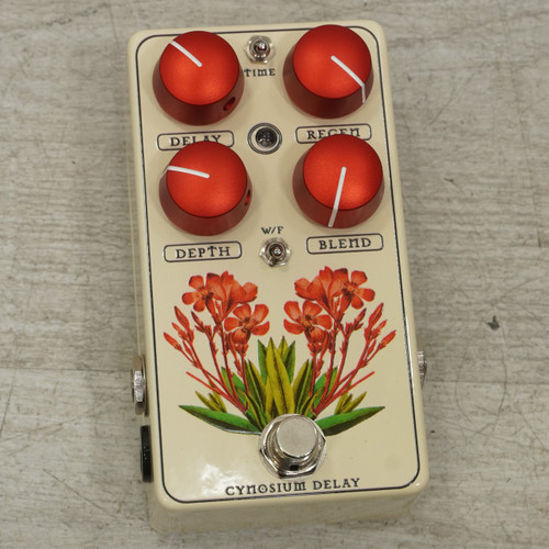 Vist Large View of Product Image Which is Used Red Witch The Apothecary Cynosium Delay Pedal