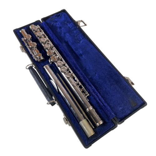 Vist Large View of Product Image Which is Used Gemeinhardt M2 Student Flute