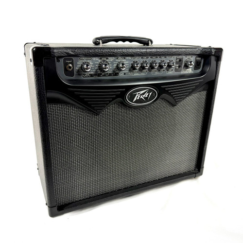 Vist Large View of Product Image Which is Used Peavey VYPYR 30 Combo Amp and SANPERA II Foot Controller