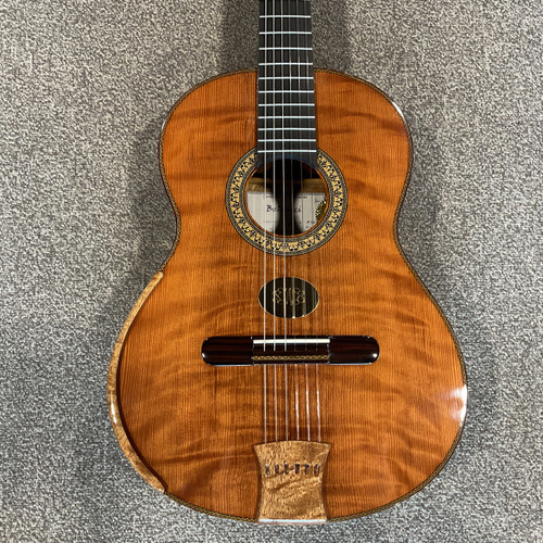 Vist Large View of Product Image Which is Used BELLUCCI NO. 363 CLASSICAL Acoustic Guitar