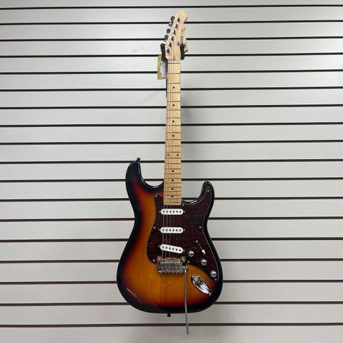 Vist Large View of Product Image Which is Used G&L S500 TRIBUTE S Type Electric Guitar Sunburst 6-String
