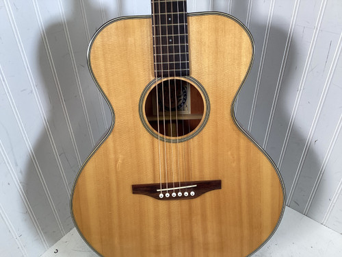 Vist Large View of Product Image Which is Used Alvarez 5062 Solid Top Acoustic Guitar Natural 6-String