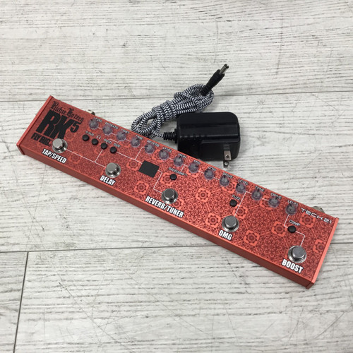 Vist Large View of Product Image Which is Used Tech 21 Richie Kotzen RK5 Fly Rig Multi-FX Pedal V2