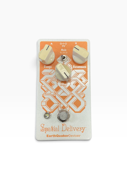 Vist Large View of Product Image Which is Used Earthquaker Devices SPACIAL DELIVERY Wah Pedal