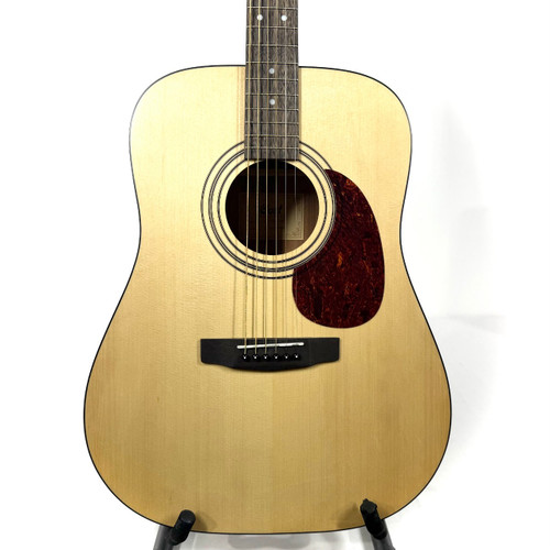 Vist Large View of Product Image Which is Used Cort Earth Pack Acoustic Guitar Natural