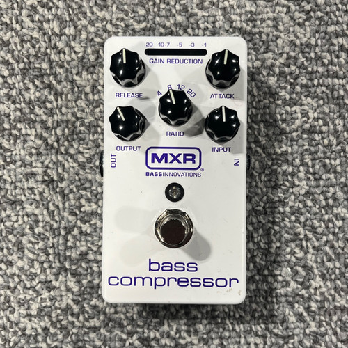Vist Large View of Product Image Which is Used MXR BASS COMPRESSOR Bass Pedal